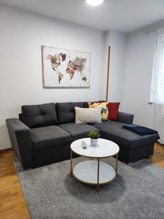 Apartments Dora Загреб Экстерьер фото